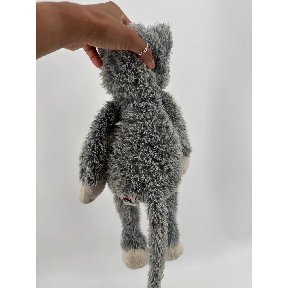 Jellycat London Junglie Cat Grey Cream Plush Stuffed Animal Toy Retired